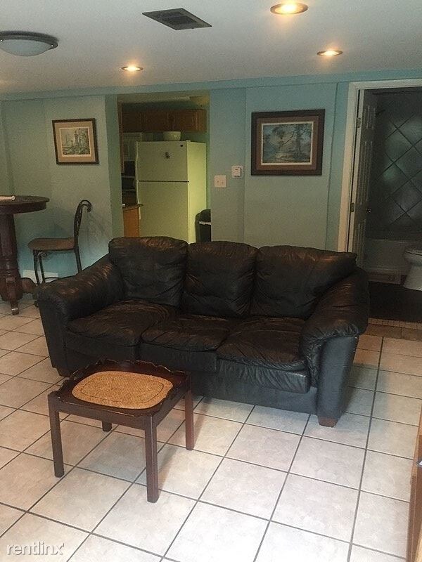 1805 Esplanade Ave, New Orleans, LA 70116 Room for Rent in New