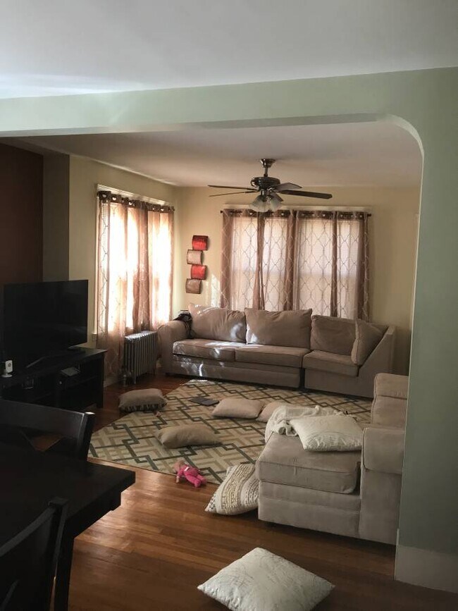 Foto del edificio - 84 Endicott St