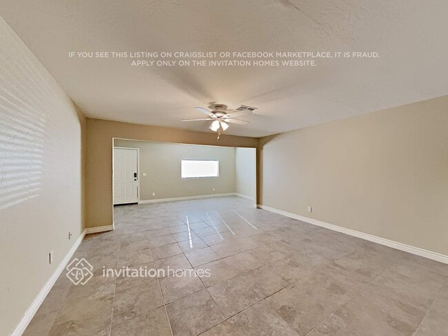 Building Photo - 3807 N 84th Ln