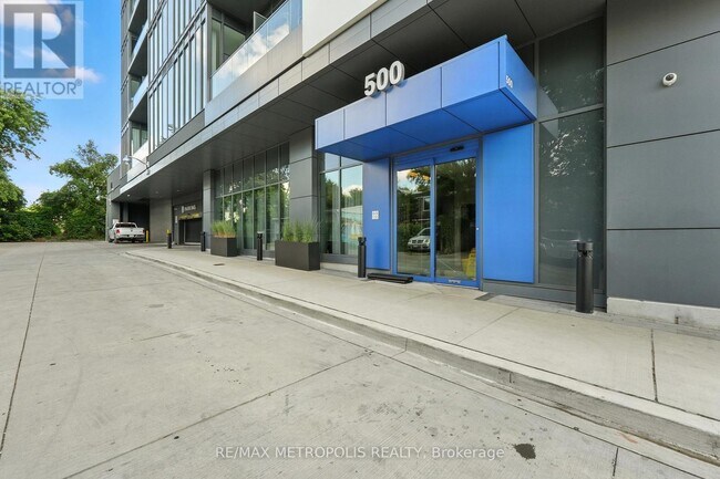 Photo du bâtiment - 500 Dupont St