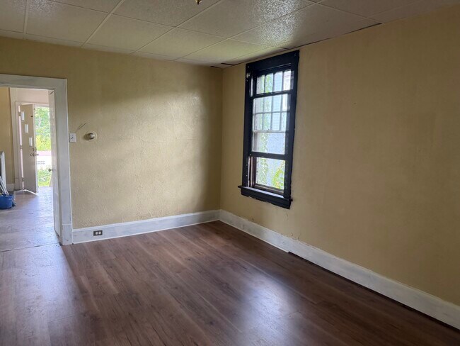 Foto del edificio - 417 Grove Ave