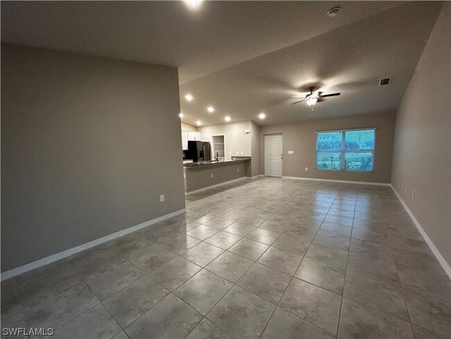 Building Photo - Available mid July! 4 Bed 2 Bath in NW Cape Coral!