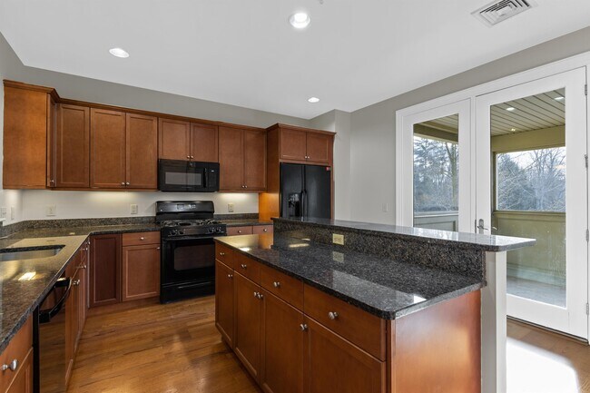 Building Photo - 30 Whistler Ct