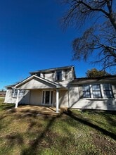 Building Photo - 61 Red Bud Ave