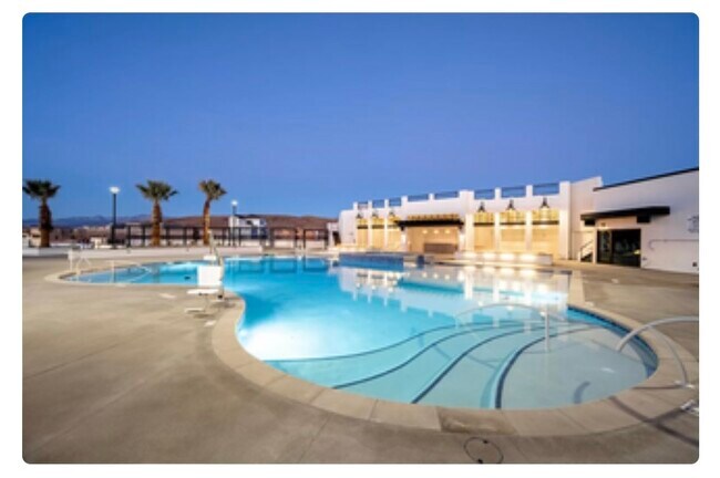 Foto del edificio - 5801 S Garnet Dr