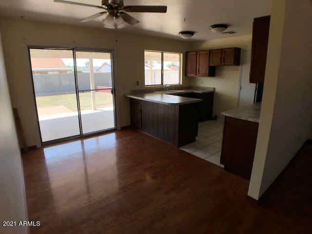 Foto del edificio - 1455 W Mohawk Ln