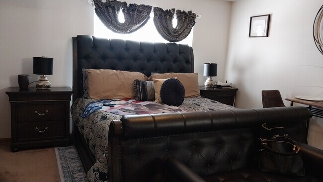 Foto del edificio - 12745 W Wakefield Dr