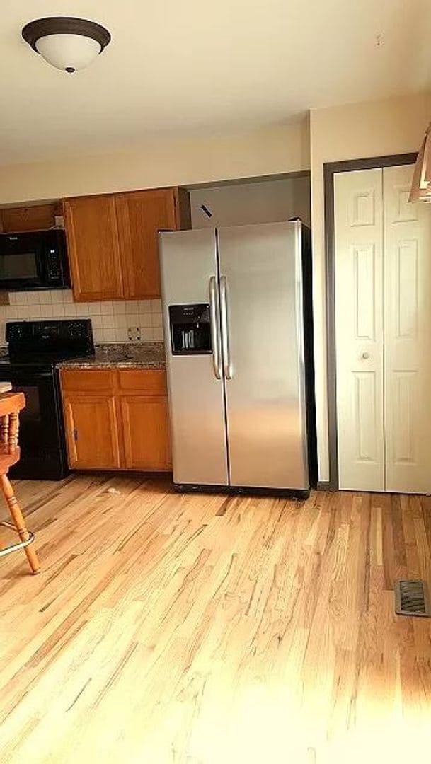 Building Photo - Spacious 3 Bed, 2 Bath House in Loveland!