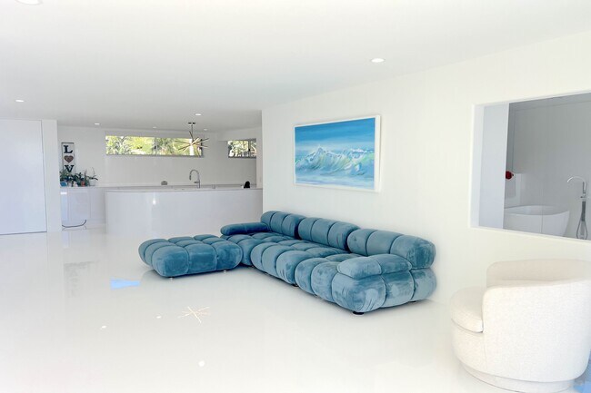 Foto del edificio - 22548 CA-1