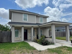Building Photo - 1107 E Kenedy Ave