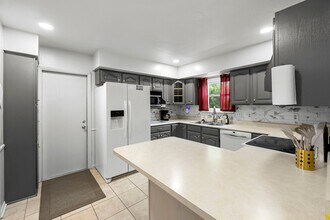 Building Photo - 5523 Castle Way