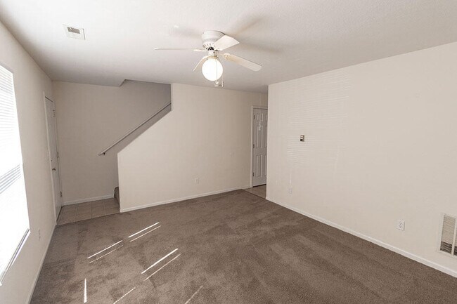 Foto del edificio - 430 NE Park Ln