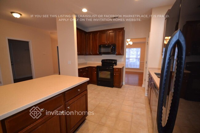 Building Photo - 1214 Mallory Ln
