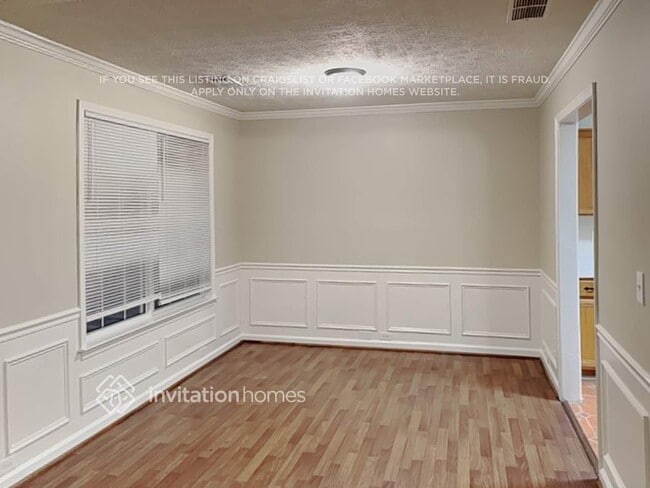 Foto del edificio - 1285 Norwalk Trce