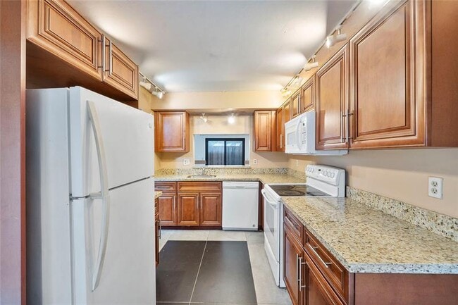 Foto del edificio - 2157 NW 37th Ave