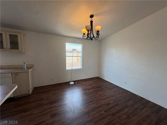 Foto del edificio - 4877 Saguaro Way
