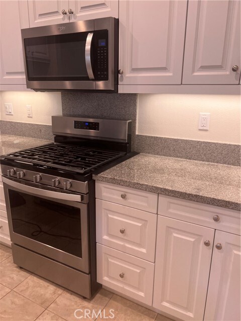 Foto del edificio - 2462 Sanabria Ln