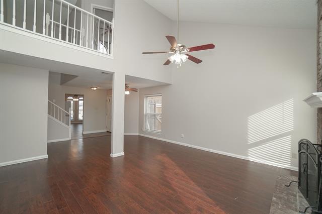 Building Photo - 1380 Chinaberry Dr