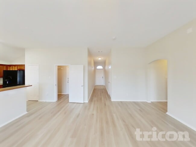 Building Photo - 1719 Abaco Dr