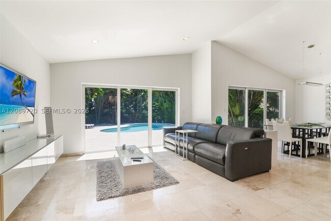 Building Photo - 147 Golden Beach Dr