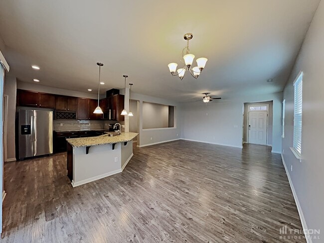 Foto del edificio - 932 Avondale Dr