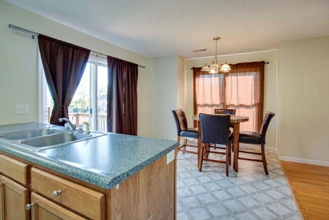 Foto del edificio - Townhouse in the City of Harrisonburg