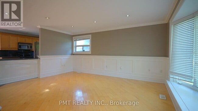 Building Photo - 7 Waterbury Dr