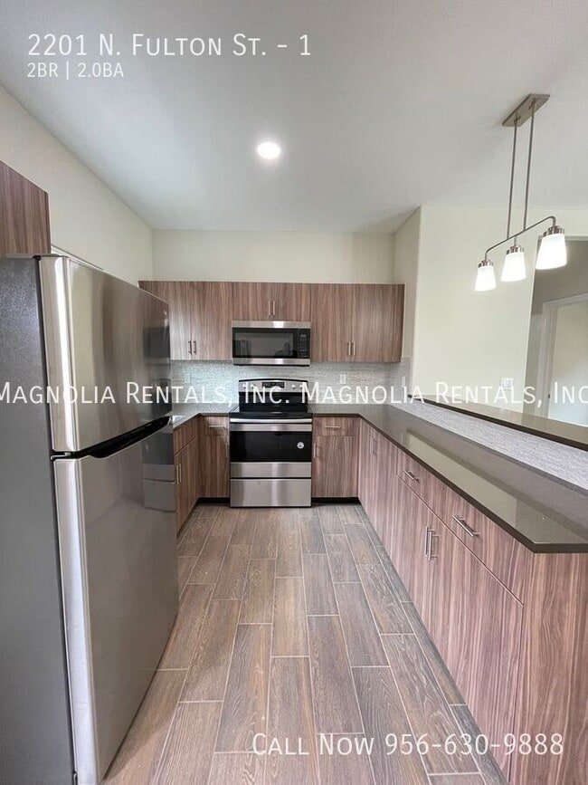 Building Photo - 2201 N Fulton St