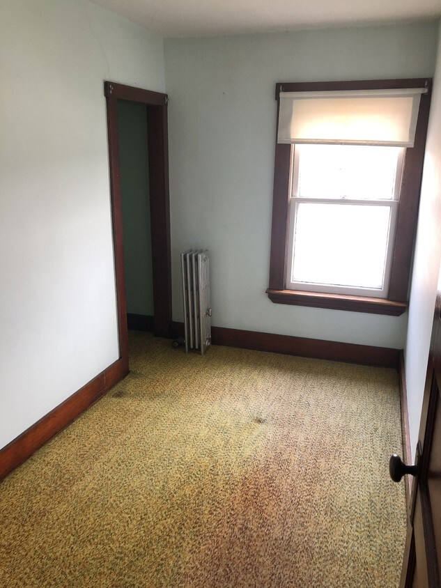 Foto principal - 235 Columbian Ave