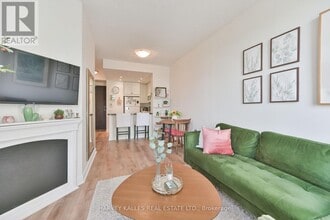 Building Photo - 85 Bloor St E