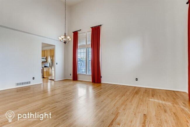 Building Photo - 6111 S Kirk St