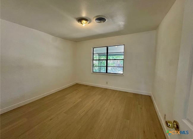 Building Photo - 1101 Hall Ave