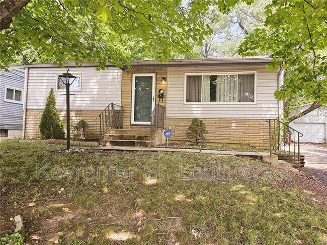 Building Photo - 941 Clearfield Dr