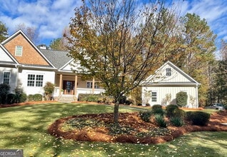 Building Photo - 886 Moore Rd