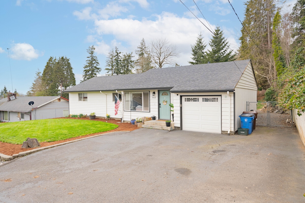 743 NW Norwood St, Camas, WA 98607 House Rental in Camas, WA