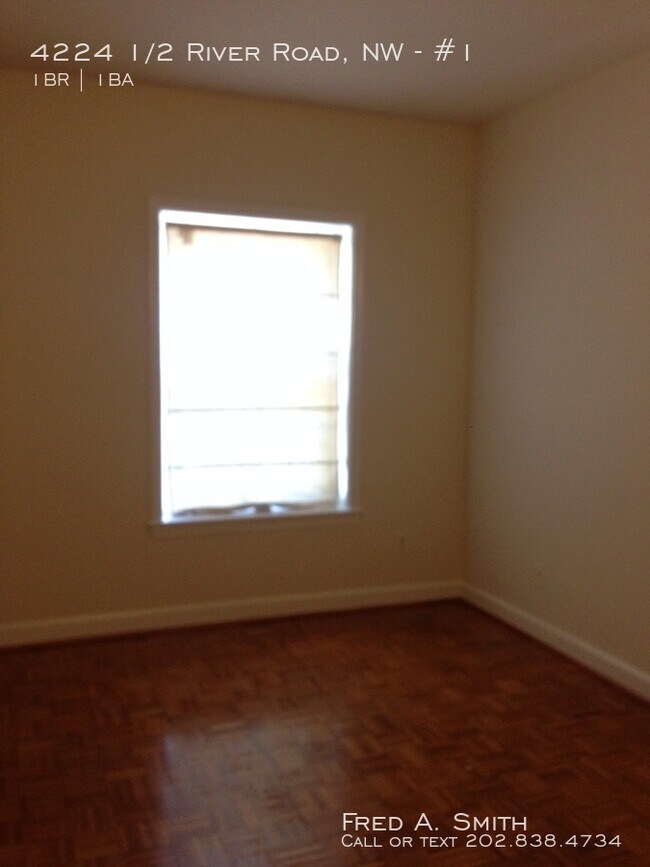 Foto del edificio - 4224 1/2 River Rd NW