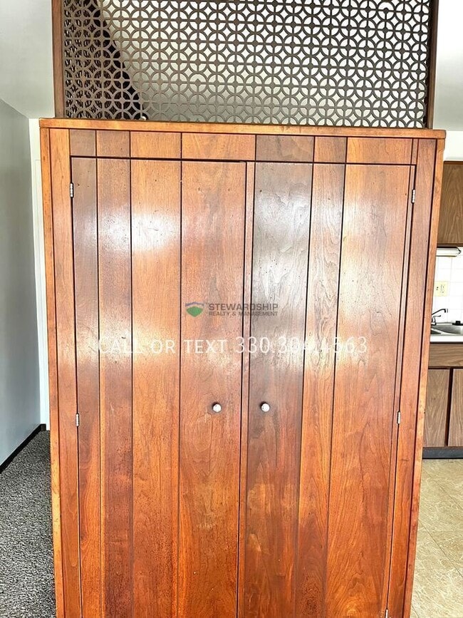 Foto del edificio - 2331 E Market St