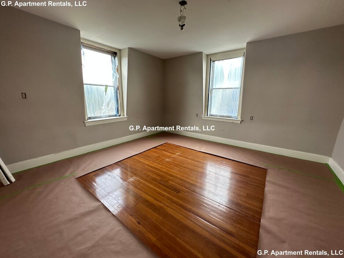 7 Cypress Unit 1, Melrose, MA 02176 Condo for Rent in Melrose, MA