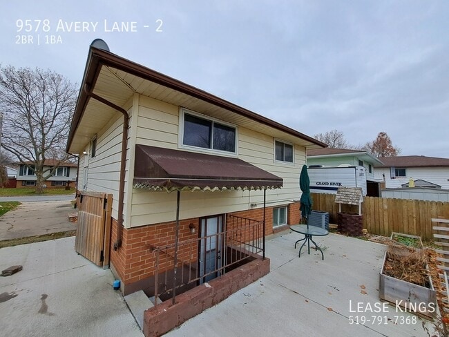 Building Photo - 9578 Avery Ln