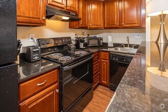 Studio, 1BR - 400SF - The Georgian