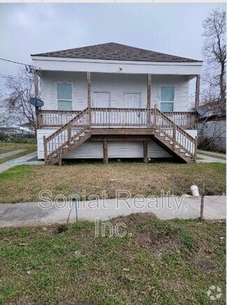 Building Photo - 2325 Abundance St