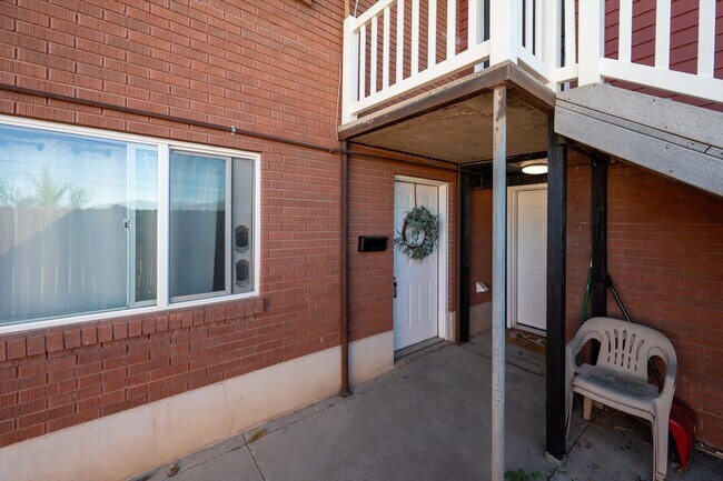 Foto del edificio - 818 S Canyon Dr