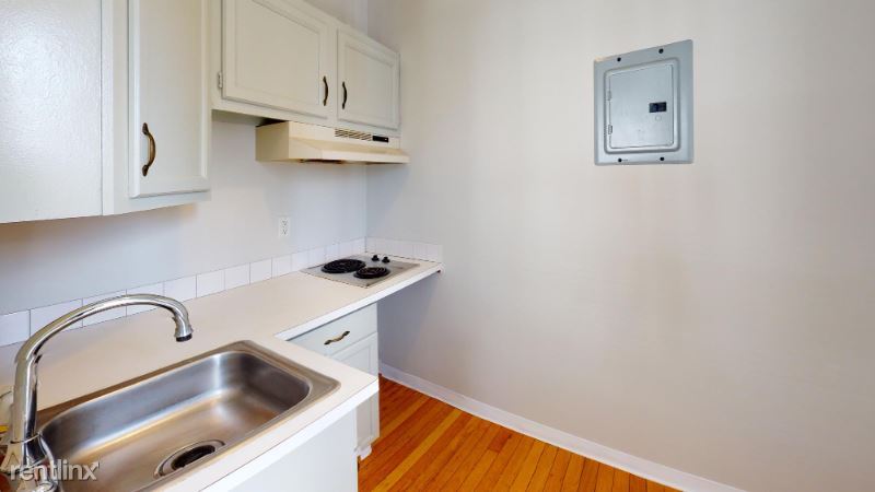 Foto principal - 1 br, 1 bath House - 50 Columbus Ave