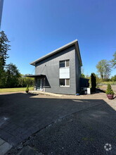 Building Photo - 22580 S Grapevine Rd