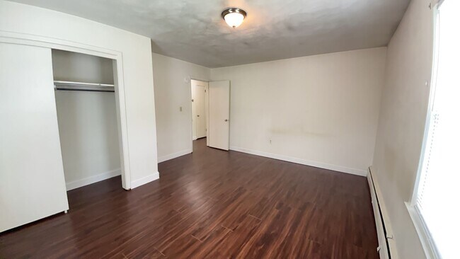 Foto del edificio - 315 Reynolds Ave