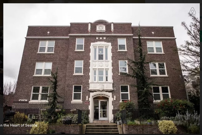 Building Photo - 715 24th Ave