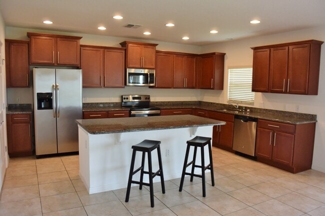 Building Photo - 3868 Carrick Bend Dr