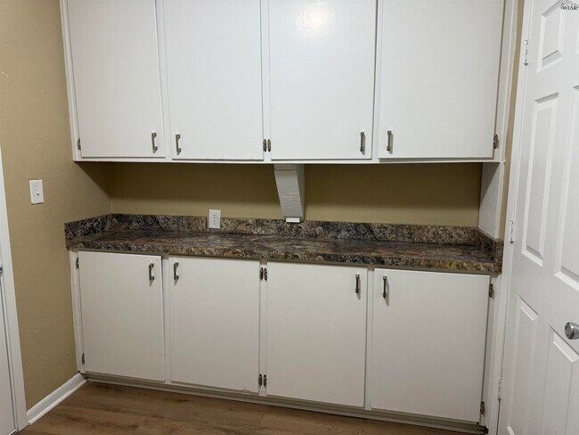 Foto del edificio - 2804 McGaha Ave