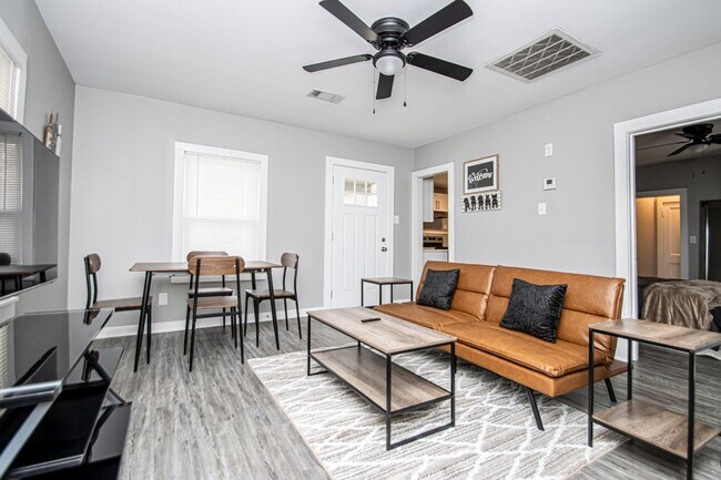 Foto del edificio - 6508 Perryville Rd