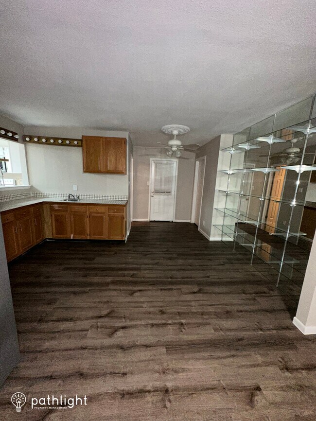 Foto del edificio - 9323 Brevard, San Antonio, TX, 78254